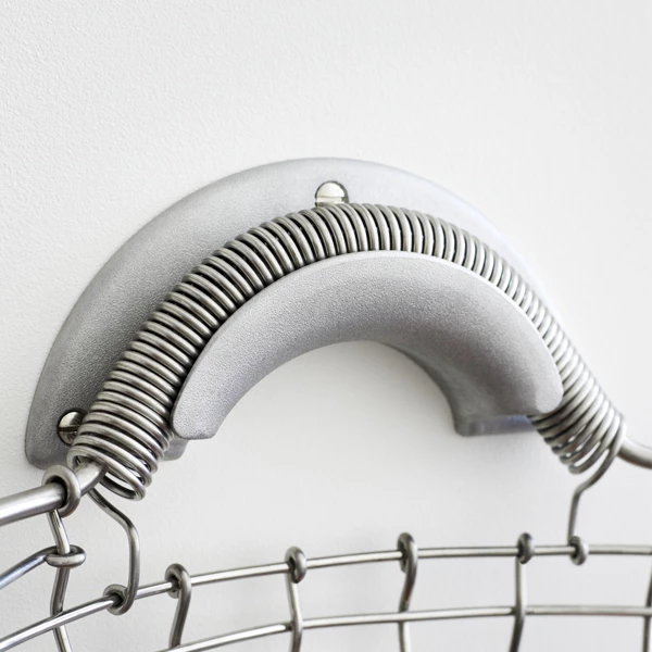 Bin hanger, black Wholesale ✔️ Korbo Bin Hanger, Black ✔️ -Muuto Shop 71Korbo 24 iso 1