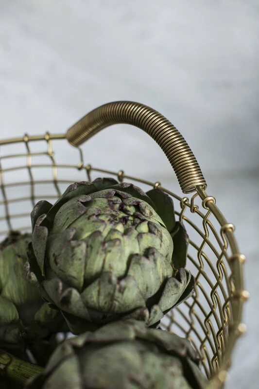 Bin 16 wire basket, brass New ✨ Korbo Bin 16 Wire Basket, Brass ???? -Muuto Shop Bin 16 brass artichoke1