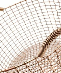 Budget ???? Korbo Classic 35 Wire Basket, Copper ???? -Muuto Shop Classic 35 copper detail