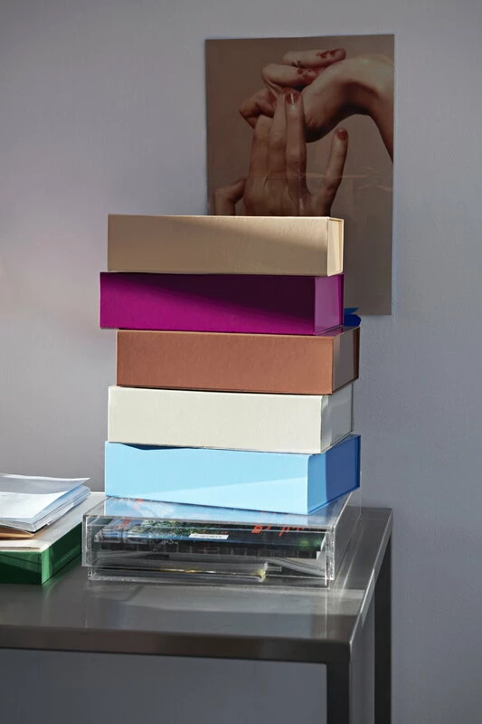 Colour Storage box, S, vibrant purple Brand new ✔️ HAY Colour Storage Box, S, Vibrant Purple ✨ -Muuto Shop Colour Storage S vanilla vibrant purple milk chocolate grey sky blue 2