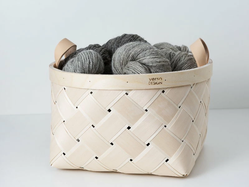 Lastu birch basket, round, M Cheapest ???? Verso Design Lastu Birch Basket, Round, M ✔️ -Muuto Shop LASTU Round L 2B yarns