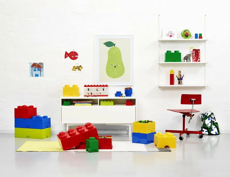 Lego Storage Brick 4, blue Budget ???? Room Copenhagen Lego Storage Brick 4, Blue ???? -Muuto Shop LEGO Lifestyle image01 2015 1 3