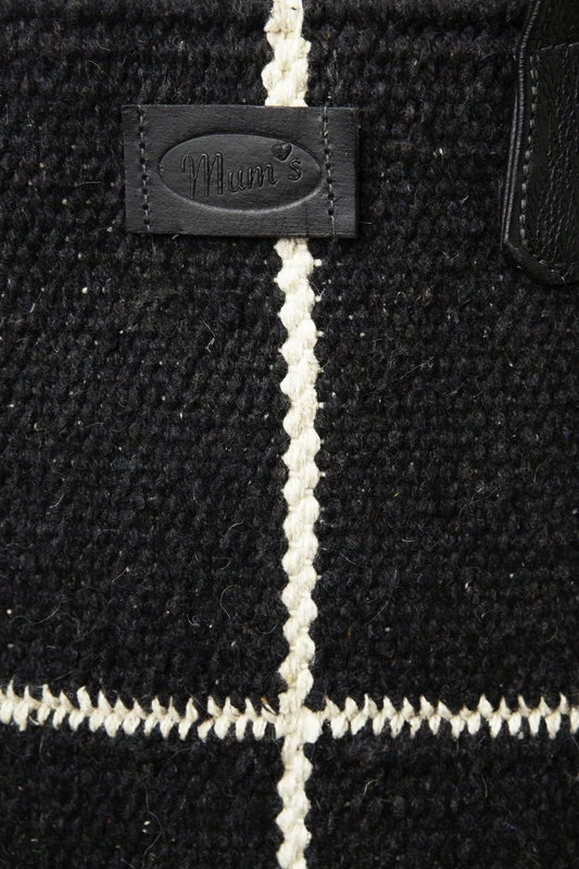 Big Mama fabric basket, black Outlet ???? MUM's Big Mama Fabric Basket, Black ???? -Muuto Shop MG 1209