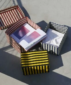 Budget ???? HAY Maxim Stripe Box, L, Red - Sand ⭐ 7 Budget ???? HAY Maxim Stripe Box, L, Red - Sand ⭐ -Muuto Shop Maxim Stripe Box family